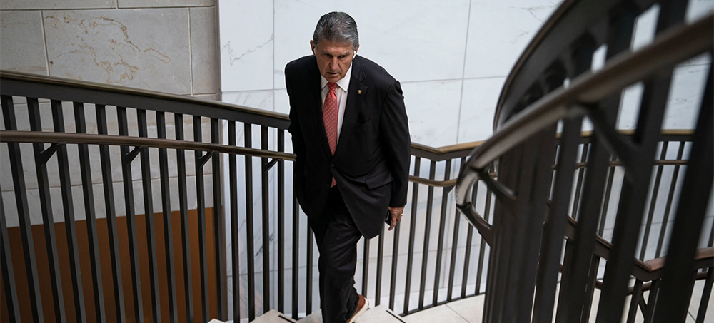 Democrats Will Allow Manchin, With Close Ties to Fossil Fuels, to Craft US Climate Plan