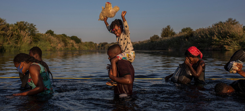 US Envoy to Haiti Resigns Over 'Inhumane' Decision to Deport Migrants