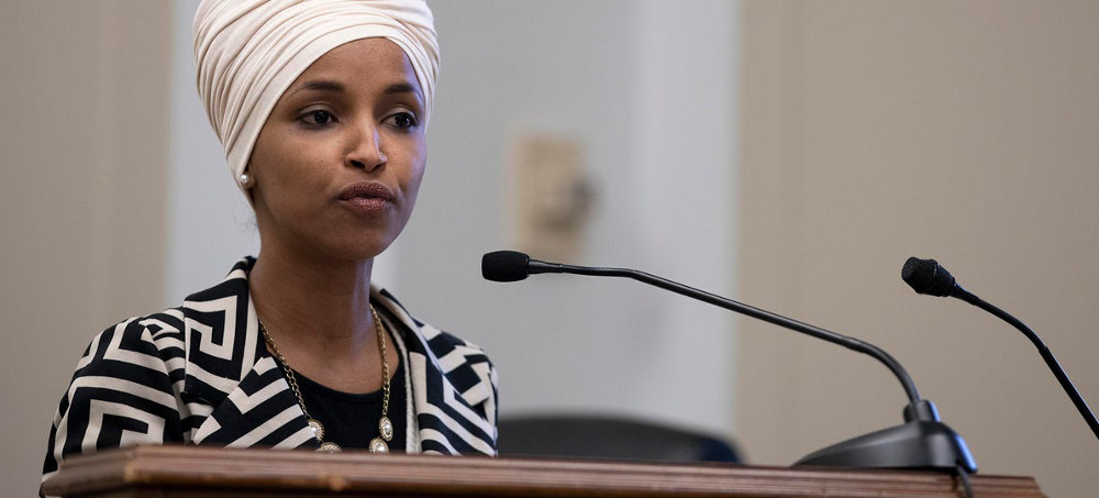 Ilhan Omar Blasts Manchin and Sinema for Siding With Big Pharma, Big Oil and Wall Street in Budget Talks