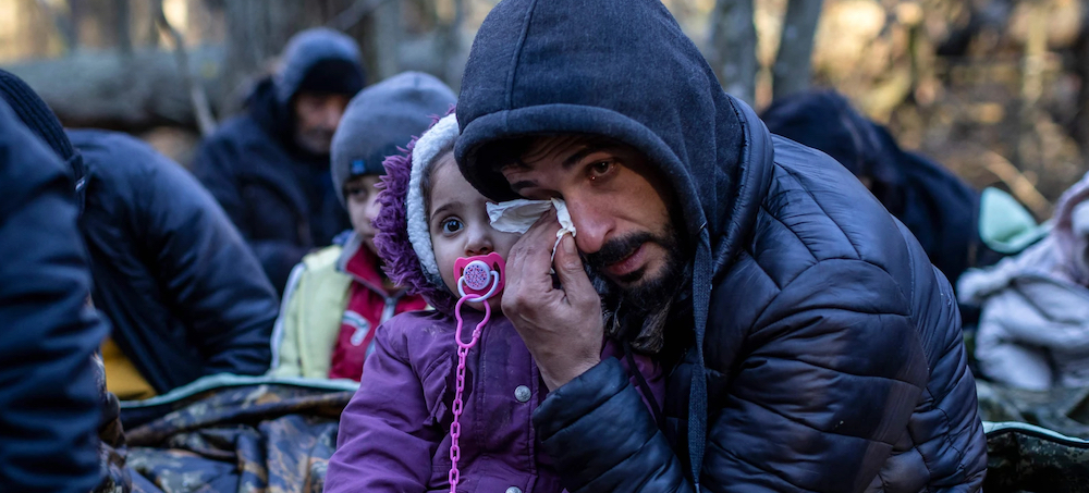 Migrants Still Stranded, Freezing Cold at Belarus-Poland Border