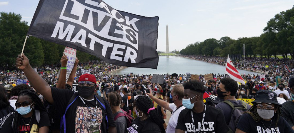 Book: Trump Ordered Staff to 'Bust Some Heads' of Black Lives Matter Protesters Prior to Church Photo Op