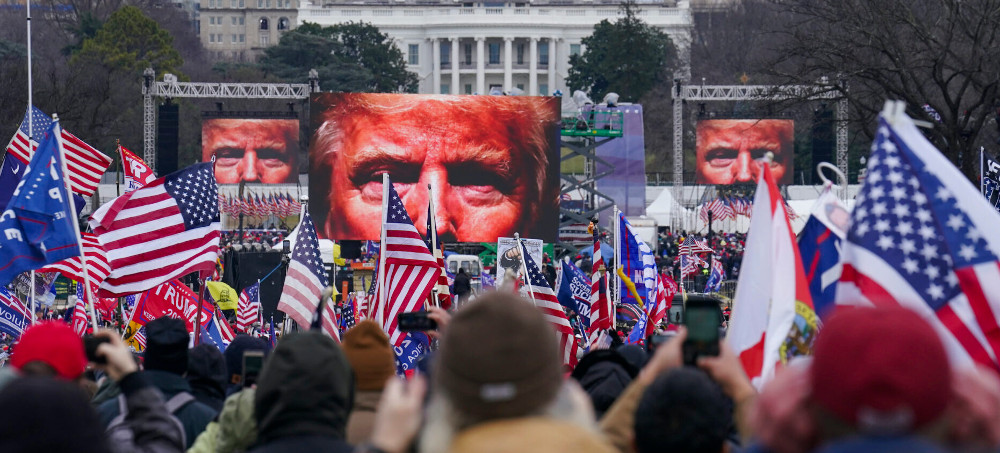 Trump Asks Supreme Court to Block Release of January 6 Records