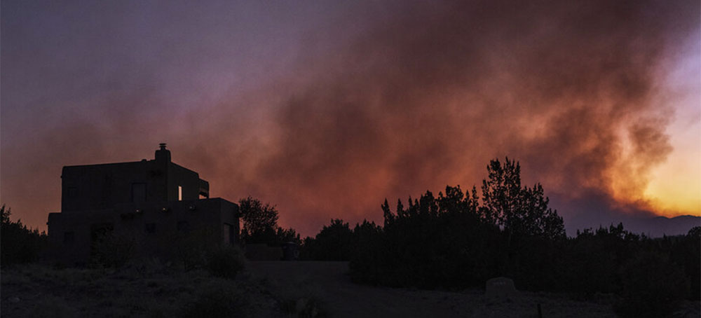 Los Alamos Lab Helps Fight Fires, Now It's Threatened by One