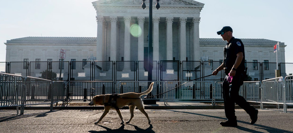 Mar-a-Lago Documents: Why Is Donald Trump Asking the Supreme Court to Intervene?