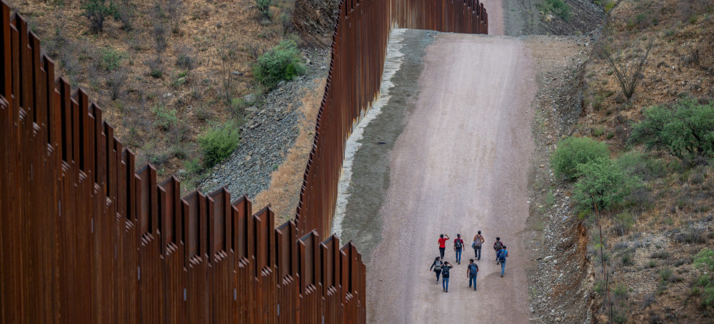 Arizona Immigrants Fear Return to Mass Arrests as State Passes ‘Secure Our Border’ Act